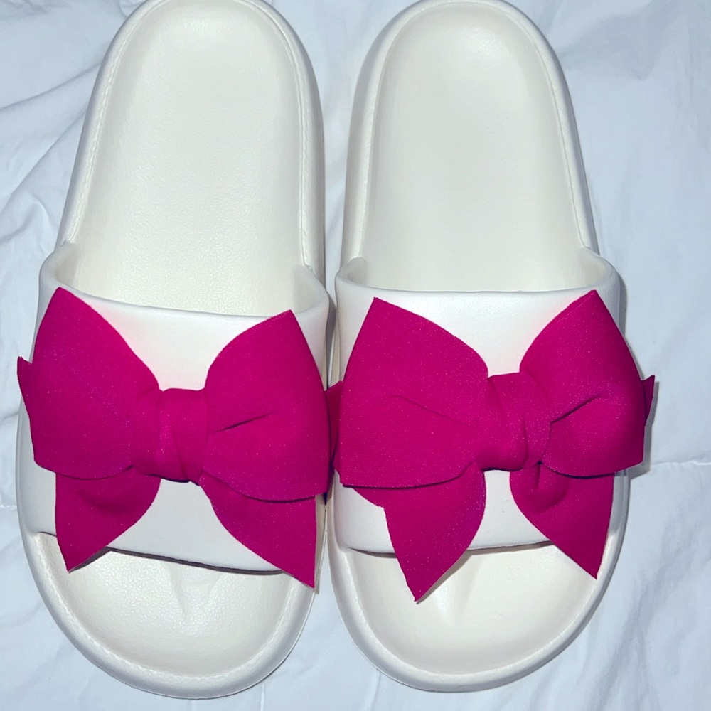 Brand New Hot Pink and white/cream Bow Sandals